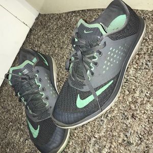 Nike FS Lite Run 2 Premium Running Shoe